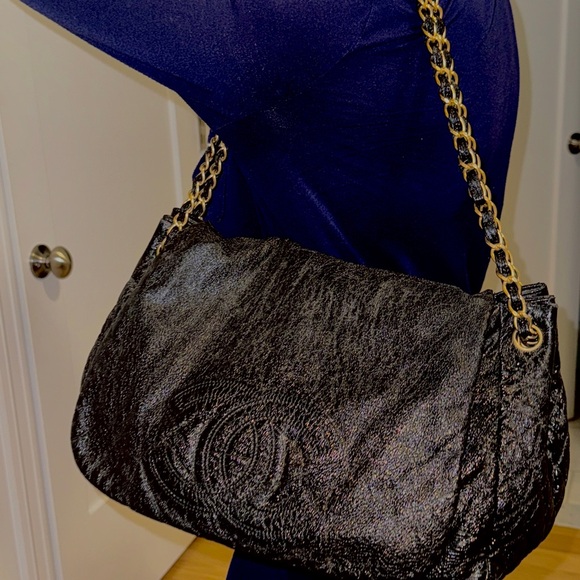 CHANEL Rock and Chain - Picture 8 of 12